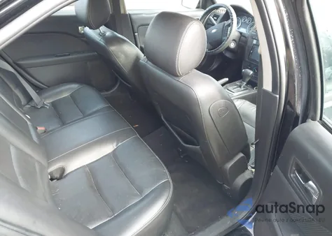 2008 Ford Fusion Se z USA, uszkodzony, nr VIN 3FAHP07118R262317